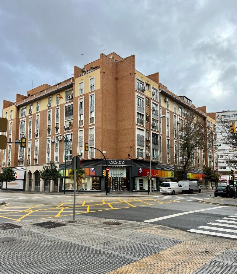 Apartamentos Prestige Suites Malaga III エクステリア 写真