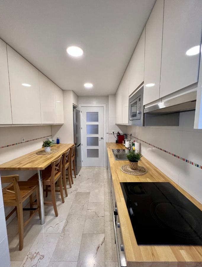 Apartamentos Prestige Suites Malaga III エクステリア 写真