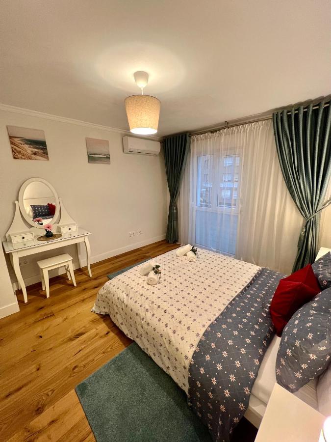 Apartamentos Prestige Suites Malaga III エクステリア 写真